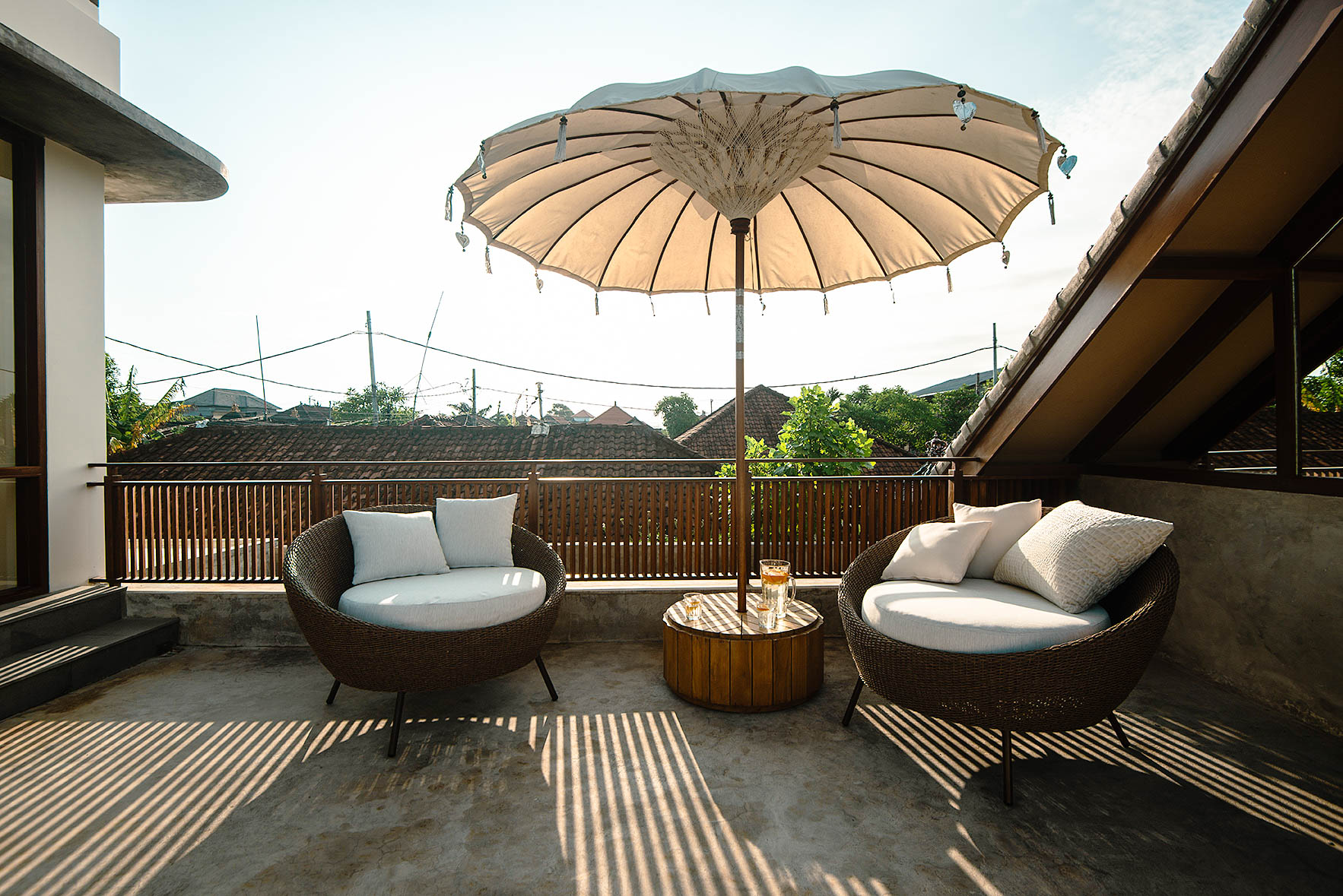 JuSt Residence Mid Lounge Pool View