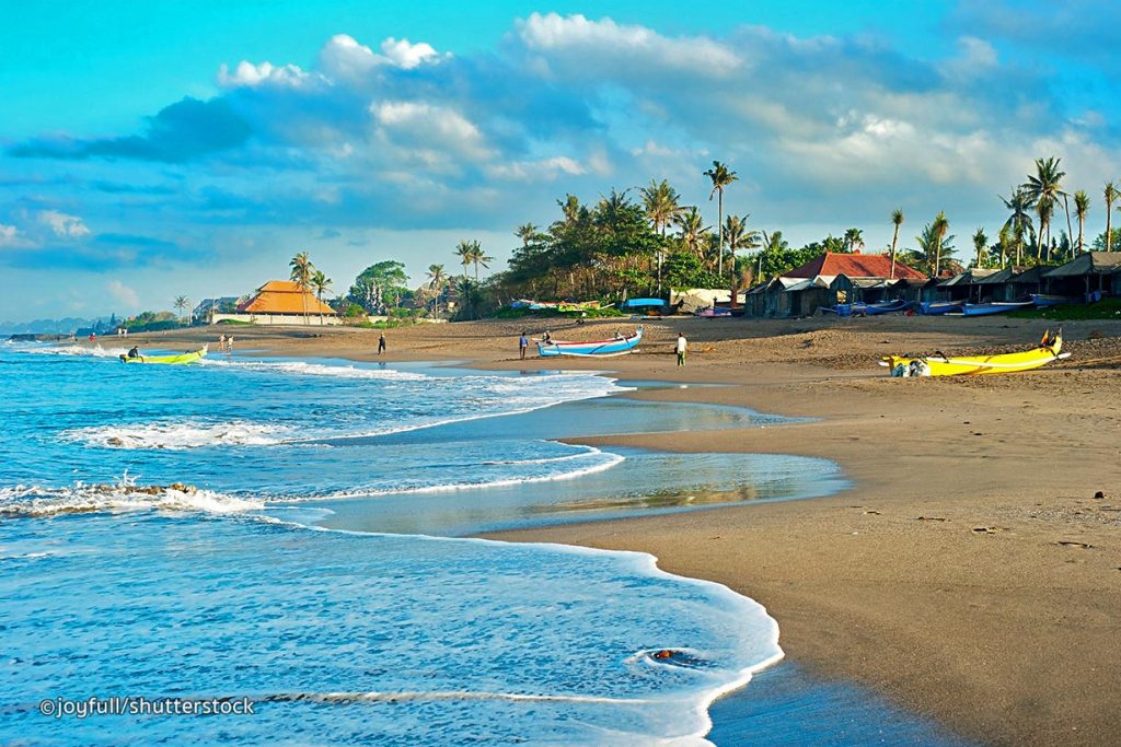 Nelayan Beach - Quiet kite surfing spot